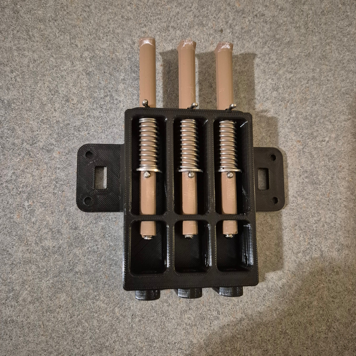 Cerberus blk with FDE front view